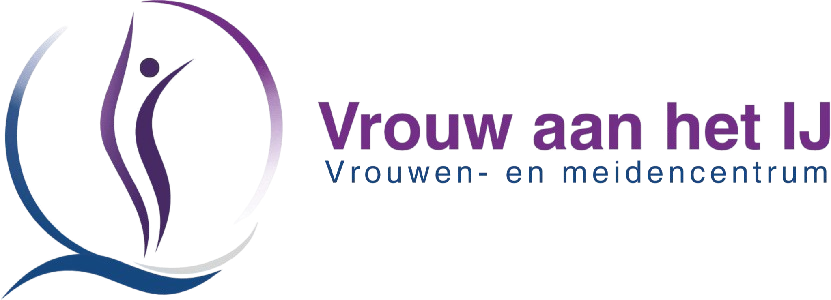 Vrouw aan het IJ